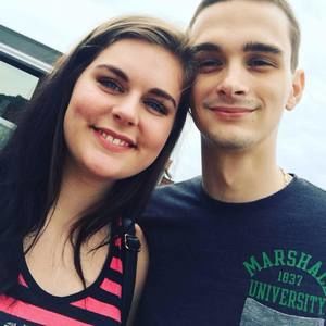 Meet your Posher, Serena